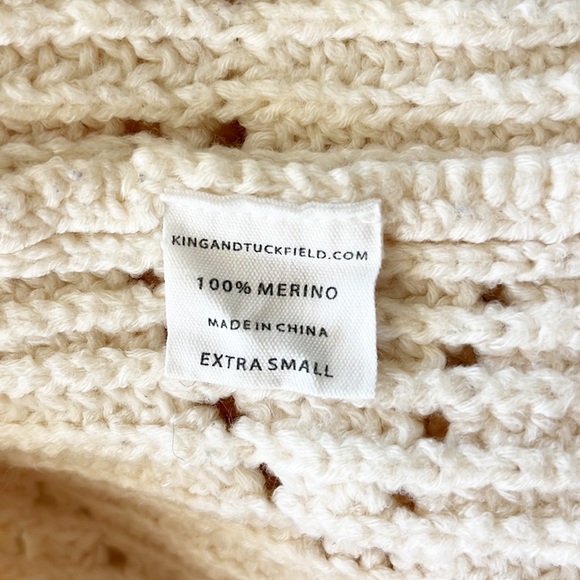 KING & TUCKFIELD Pointelle Knit Merino Wool Cardigan In Cream - Picture 8 of 9